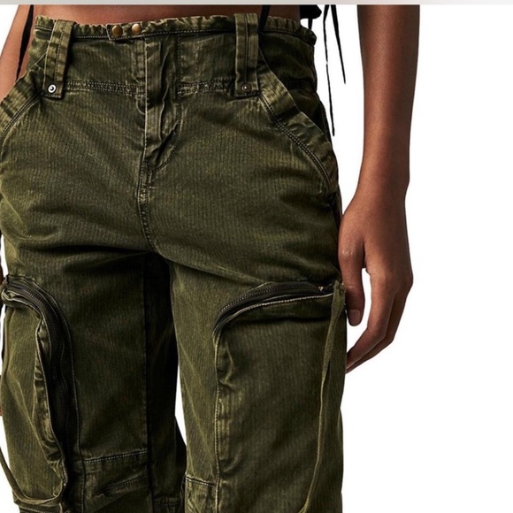 Free People Pants - We the Free Can’t Compare Slouch Pant in Dusty Olive